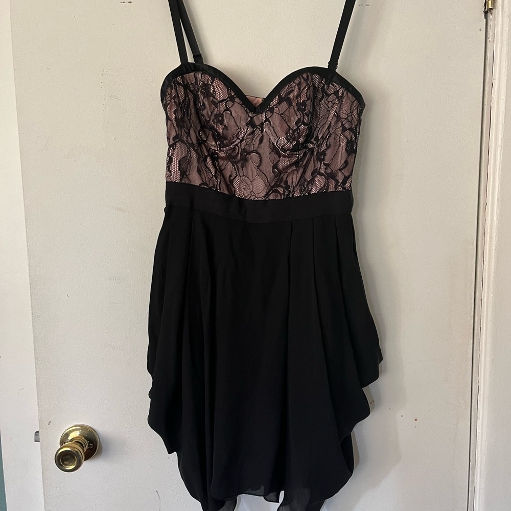 🌟bundle only🌟 Y2K Bebe silk lace dress